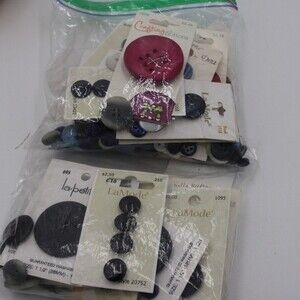 Button Lot Vintage & Modern Most on Cards Sewing Lot Craft Lot Buttons